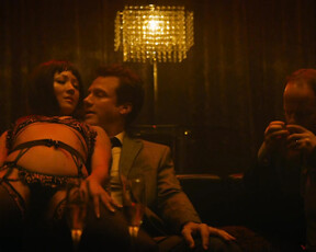 Jennifer Lopez, Constance Wu, Julia Stiles, Cardi B, - Hustlers (2019)