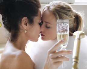 Tina Arning, Karli Rae Grogan - The Morning After (2015)