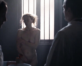 Esther Schweins nackt - Sie hatten keine Wahl The Victory of Women (2018)