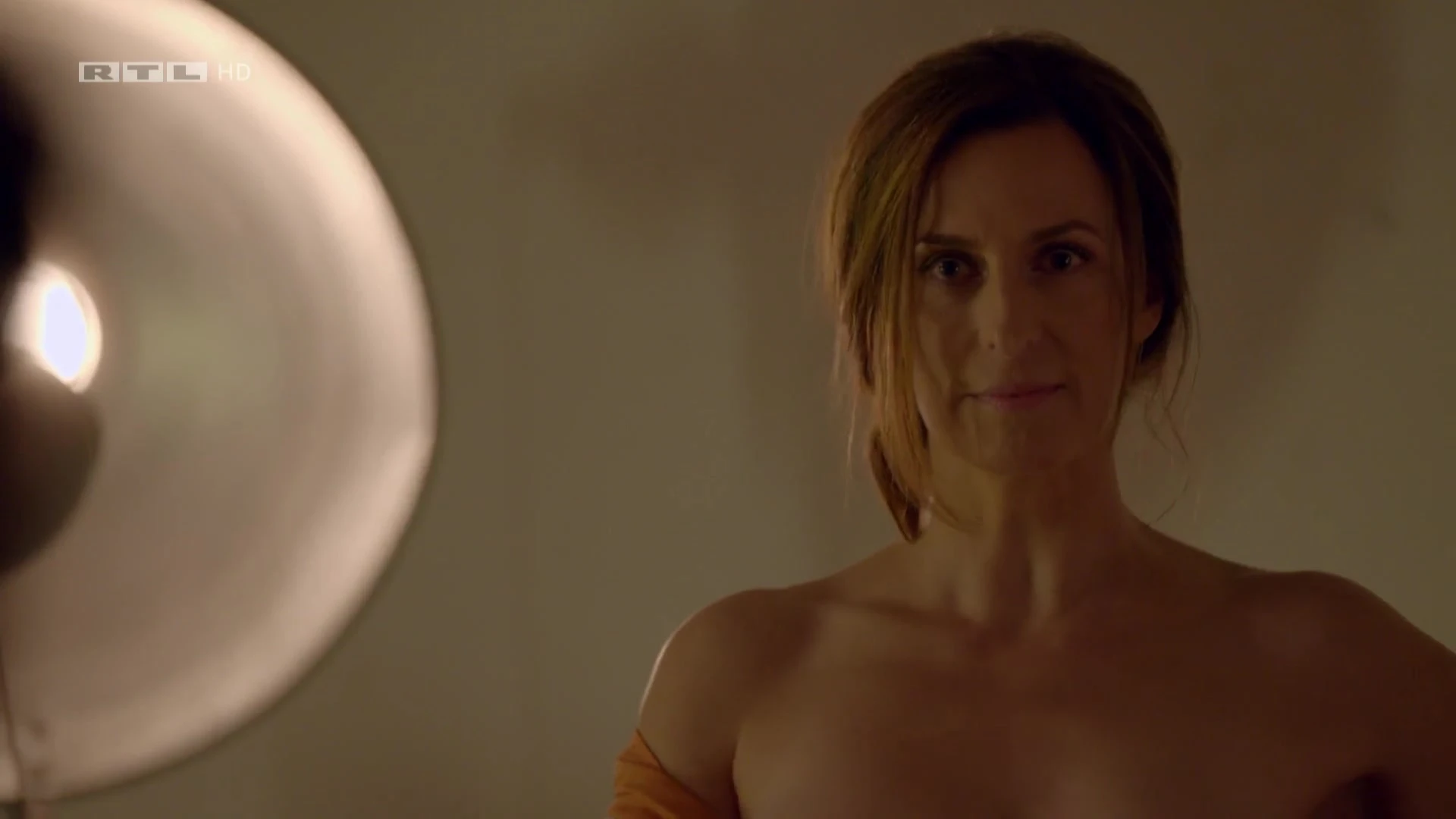 Ulrike Frank nude - GZSZ e7152 (2020)