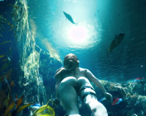 Susan Park nude - Snowpiercer s01e01 (2020) HD 1080p