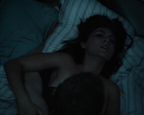 Isabelle Fuhrman nude – The Novice (2021)