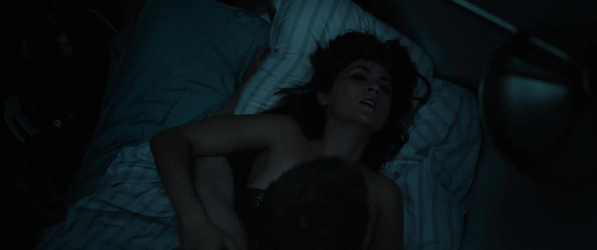 Isabelle Fuhrman nude – The Novice (2021)