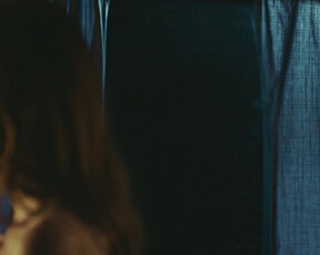 Nude Alex Essoe, Anita Briem, Dominique Jane - The Drone (2019) mainstream sex cinema