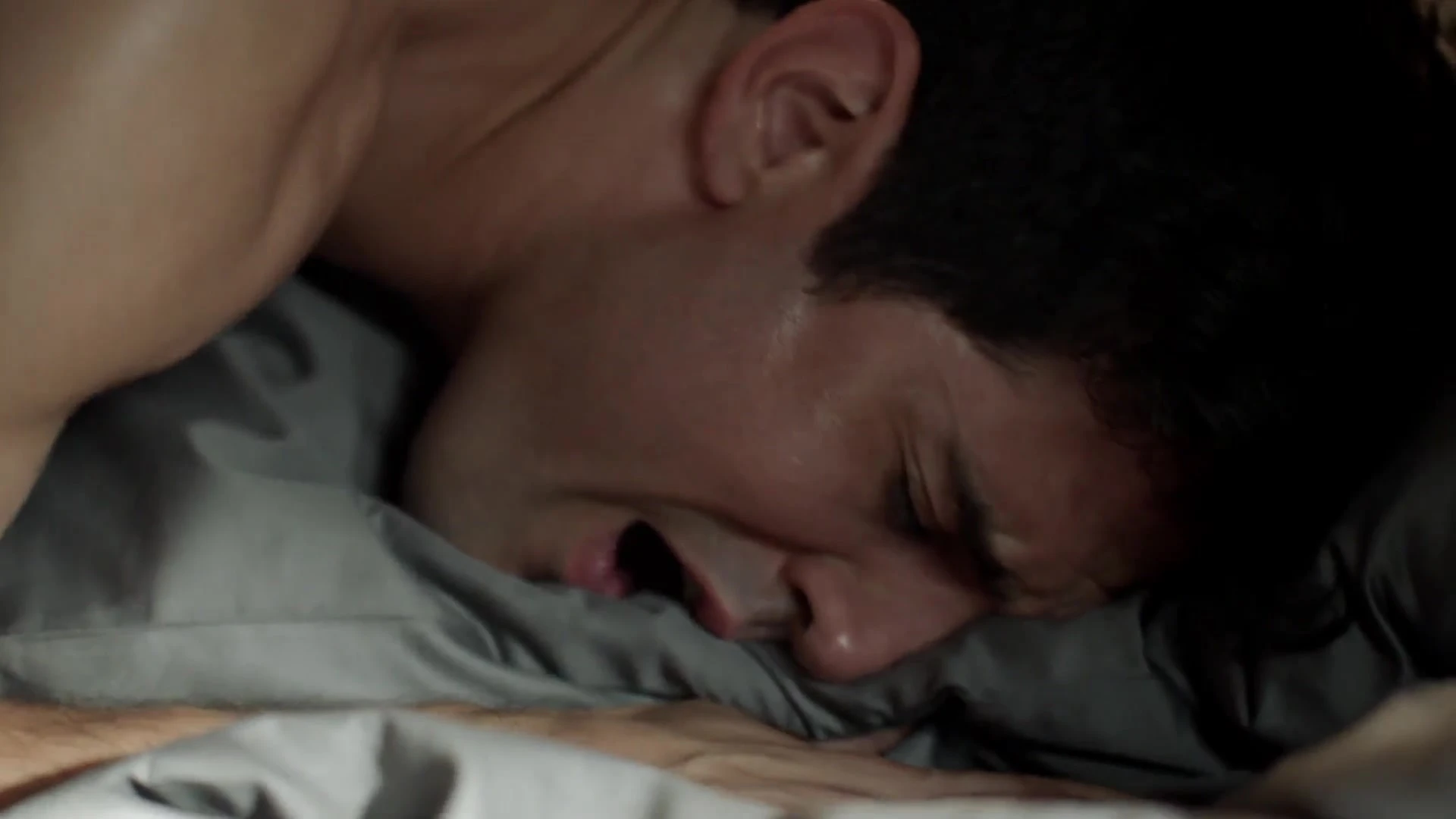 Melissa Barrera, Chelsea Rendon nude - Vida s02e06 (2019 ...