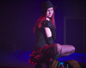 Loila Naked - Public Dance Performance celebrity sex scenes