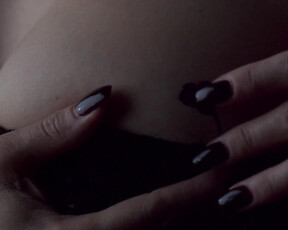 Jennifer Tilly, Gina Gershon - Bound (1996) most realistic sex scenes