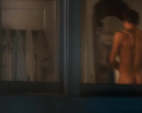 Jennifer Lopez nude, Lexi Atkins nude – The Boy Next Door (2015) comedy sex to in mainstream cinema