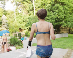 Hot Maggie Gyllenhaal - The Deuce s03e08 (2019) extra mile scenes