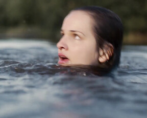 Gina Stiebitz, Lisa Vicari nude - Dark s02e06 (2019) explicit sex mainstream cinema nude