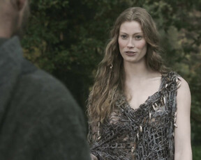 Alyssa Sutherland nude - Vikings S01-S03 (2013-2015) real sex in mainstream european cinema