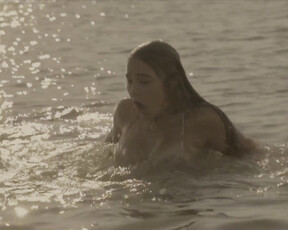 Madelyn Cline nude - Outer Banks s01e06 (2020)