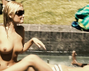 Sarah Wright, K. D. Aubert, Alexie Gilmore - Surfer, Dude (2008)