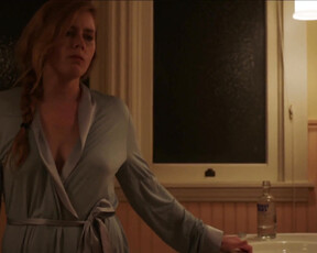 Sharp Objects nude - Amy Adams s01e01 (2018)