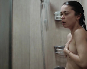 Anca Dumitra nude - Doing Money (2018)