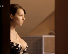 Berenika Kohoutova nude - Soukrome pasti (2008)
