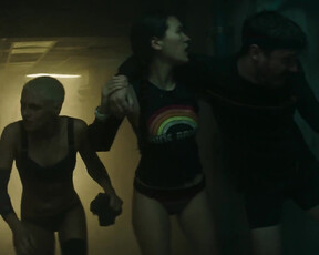Jessica Henwick nude - Underwater (2020)