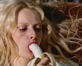 Sondra Locke nude - Death Game (1977)