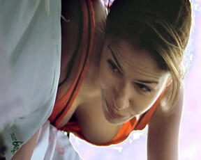 Catalina Denis nue - Go Fast (2008)