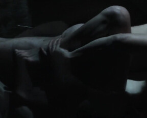 Cleo Pires naked - Resistance (Legalidade) (2019)