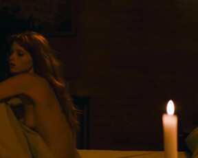 Abbey Lee nude - Elizabeth Harvest (2018)