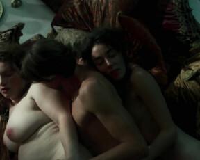 Ludivine Sagnier nude - The Serpent Queen s01e01 (2022)