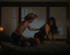 Meredith Garretson nude - Resident Alien s02e01 (2022)