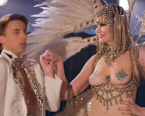 Geena Davis sexy, Kasia Szarek nude - Glow s03e09 (2019)