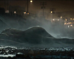 Mackenzie Davis nude - Terminator Dark Fate (2019)