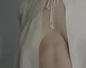 Alia Shawkat nude - Transparent s04e02 (2017)