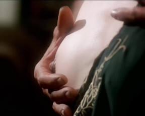 nude Elle Macpherson - Sirens (1993)