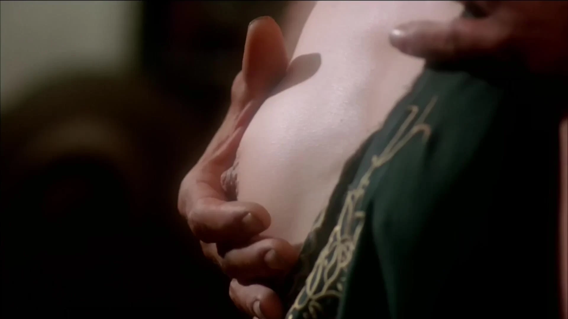 Nude Elle Macpherson - Sirens (1993)