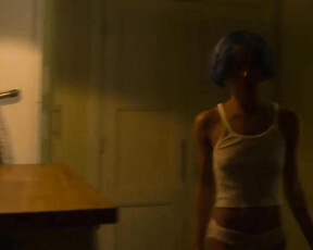 Zoë Kravitz nude - Kimi (2022)