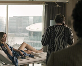 Tilly Keeper nude - You s04e01-05 (2023)