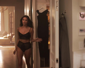 Shay Mitchell nude - You s01e02(2018)