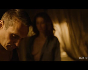 Vanessa Fonte nude - Soldiers (Sentinelles) s01e04 (2022)