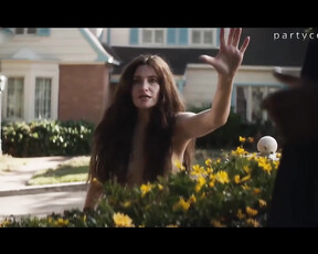 Kathryn Hahn naked - Agatha All Along s01e01 (2024)