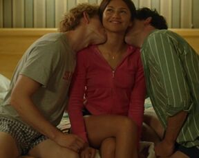 Zendaya Coleman threesome making out (Challengers 2024)