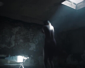 Elzemarieke de Vos nude - Ostfriesenfluch (2025)