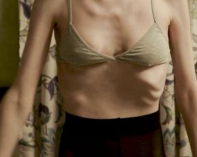 Lily Collins - To The Bone (2017)