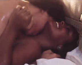 Waleska Freitas nackt - Dois Irmaos_s01e03 (2017)