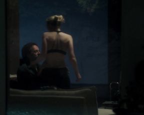 Emily Kinney, Kyra Sedgwick Sexy - Ten Days in the Valley s01e02 (2017)