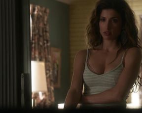 Tania Raymonde hot - Goliath s01e06 (2016)