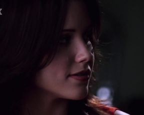 Sophia Bush & Kate Mara nackt - Nip Tuck Lezzin