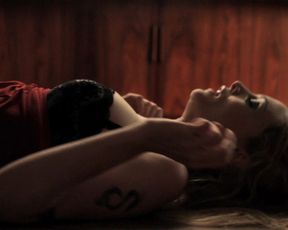 Heather Graham sexy – About Cherry (2012)