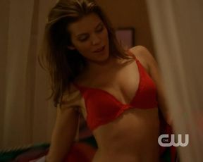 AnnaLynne McCord sexy – 90210 s05e20 (2013)