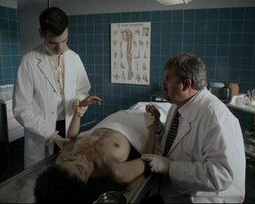 Camilla Gomes dos Santos nackt – Der Bestatter s03e01 (2015)