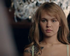 Anastasiya Scheglova nude – Detki s01e01 (2017)