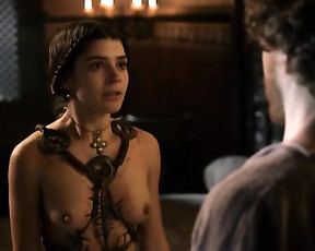 Aida Oset nude – Ermessenda s01e02 (2011)