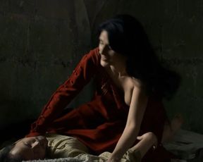 Nathalie Blanc nude – La commanderie s01e04 (2010)